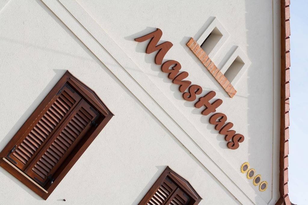 Hotel Maushaus Vemend Exterior foto