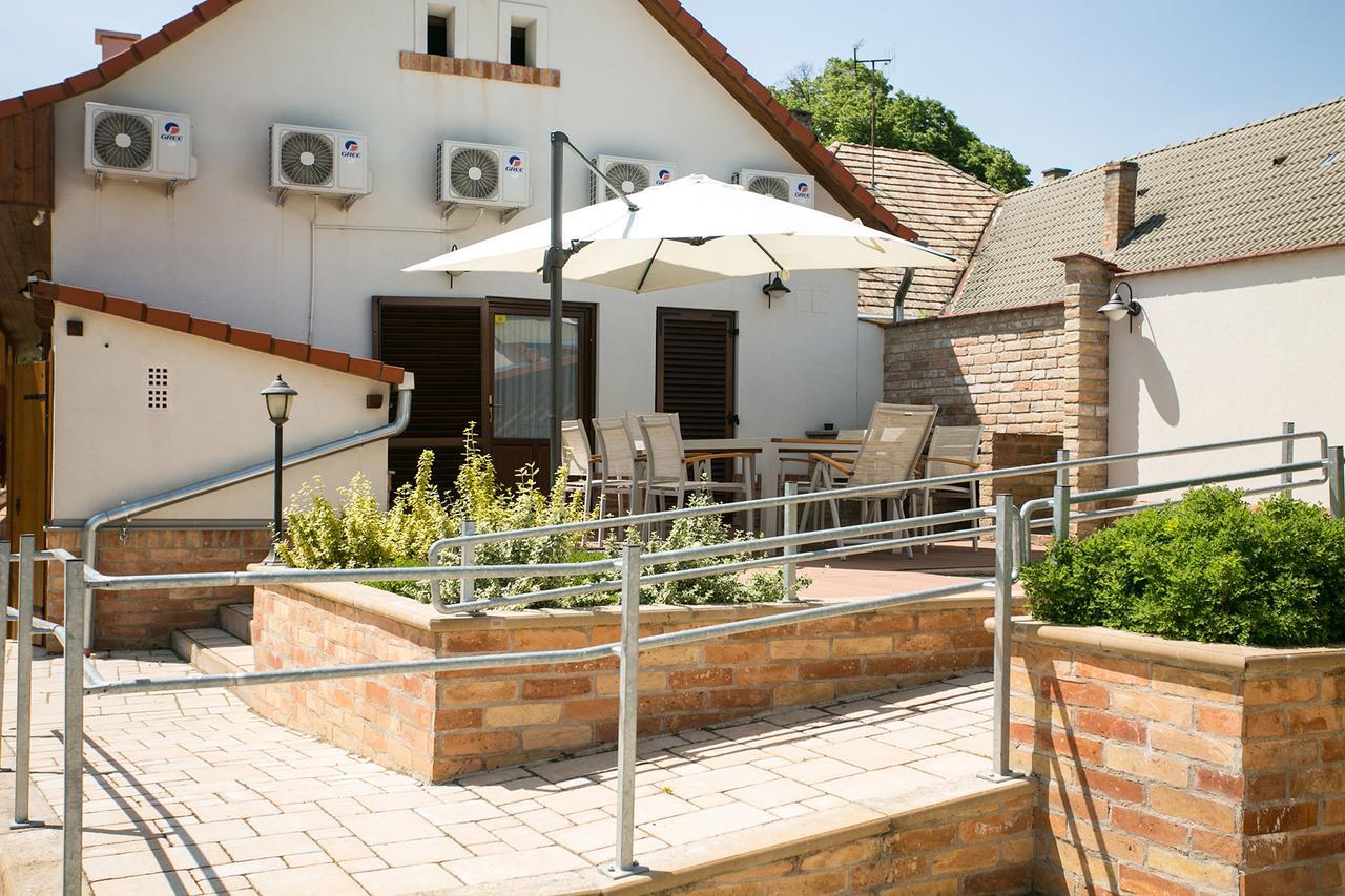 Hotel Maushaus Vemend Exterior foto